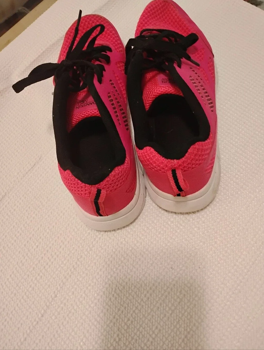 Danskin lightweight athletic